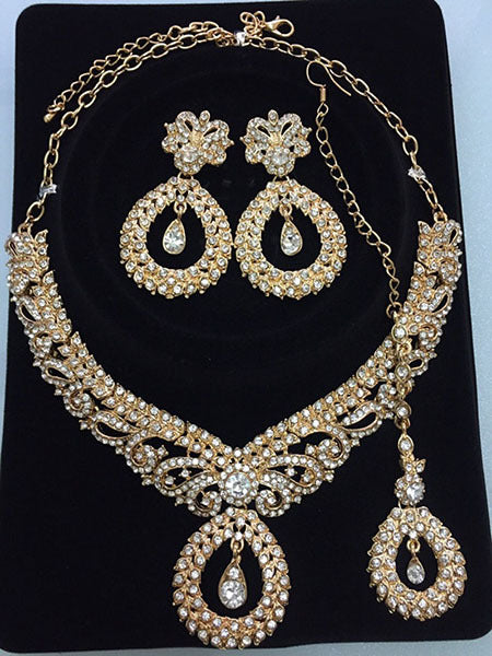 Three-piece Set Of White Rhinestone Necklace And Earrings Forehead Chain