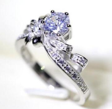 Japan and South Korea six-pronged diamond bow ring only beautiful models simulation diamond ring creative cute ring