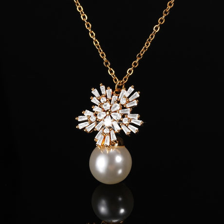 Women's Snowflake Pearl Zircon Pendant Necklace