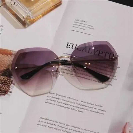Diamond-Studded Sunglasses Women Anti-Sunglasses Women Fashion Round Face Driving Travel Glasses Korean Trend