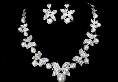 Butterfly Bridal Jewelry Set Chain Pearl Jewelry Three Piece Bridal Soft Chain Headdress Bridal Jewelry Set