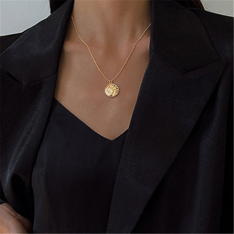 Multi-layered Pearl Zircon Pendant Necklace