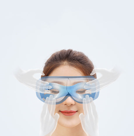 Hot compress to protect eyesight goggles