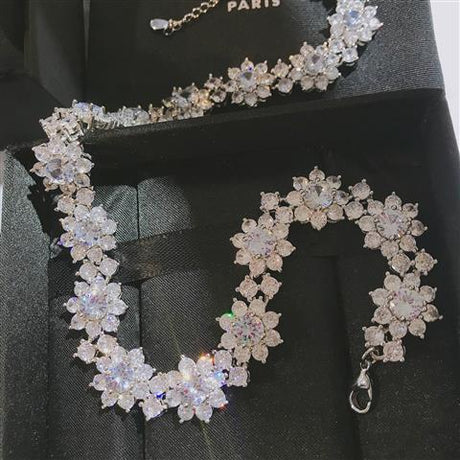 S925 Silver Girlfriends High-quality Full Diamond Zircon Flower Necklace