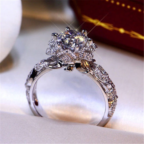 Hollow Flower Star And Snowflake Diamond Ring