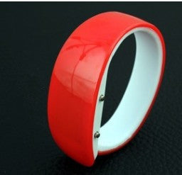 Wholesale LED dolphin watches, men and women sports watches bracelets, men and women fashion trend Korean students watches