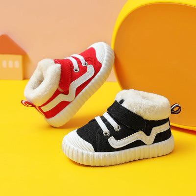 Babies' shoes