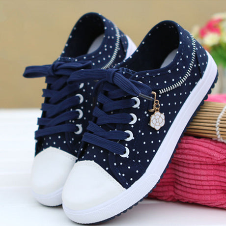 Girls Students Hollow Canvas Shoes Breathable Casual Shoes Flat Mesh Gauze Shoes